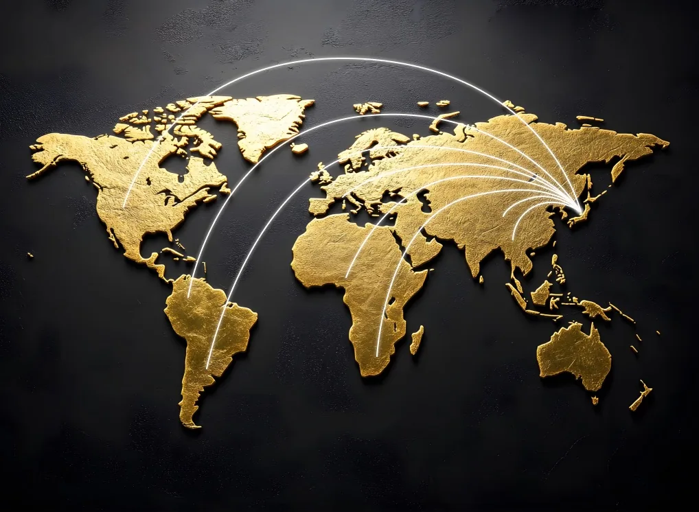 日本から世界各国へ伸びるラインを重ねた金彩の世界地図